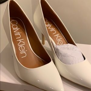 White/off white High Heel Pumps